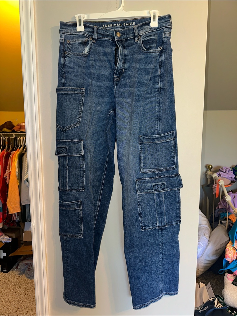 American Eagle size 10L super high-rise baggy straight cargo jeans